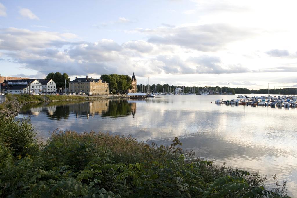 Hotell Bla Blom Gustavsberg Экстерьер фото
