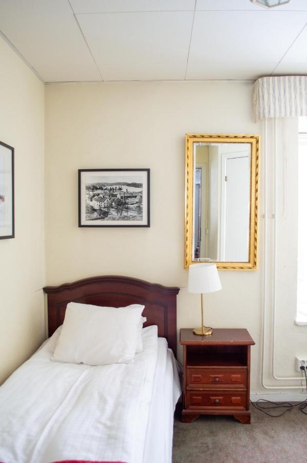 Hotell Bla Blom Gustavsberg Экстерьер фото
