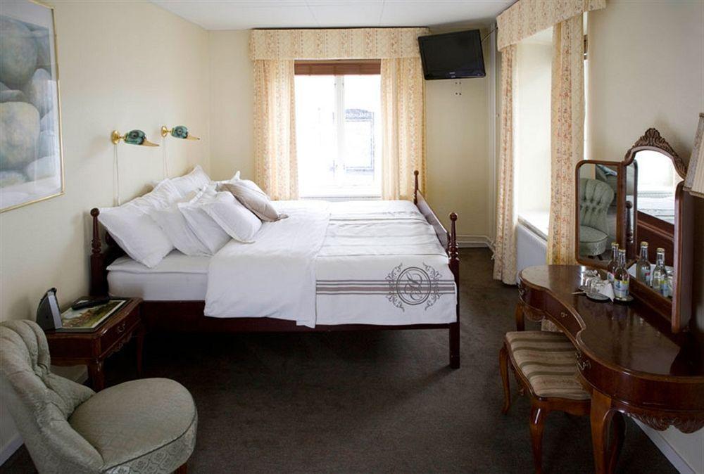 Hotell Bla Blom Gustavsberg Экстерьер фото